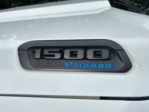 Used 2024 RAM 1500 Big Horn AWD/4WD image 10