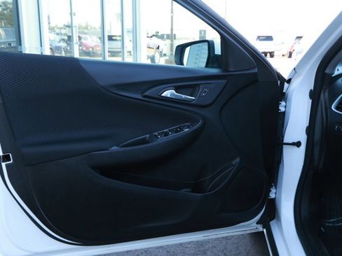 Used 2023 Chevrolet Malibu LT image 22