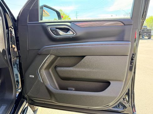 Used 2021 Chevrolet Tahoe RST w/ Luxury Package image 44