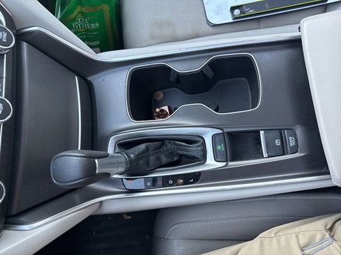 Certified 2020 Honda Accord EX image 11