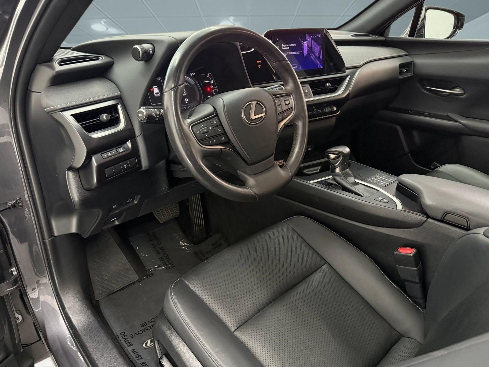 Used 2024 Lexus UX 250h F Sport FWD image 4