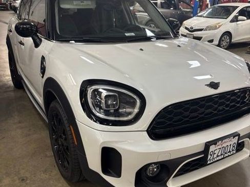 Used 2023 MINI Cooper Countryman S FWD image 1