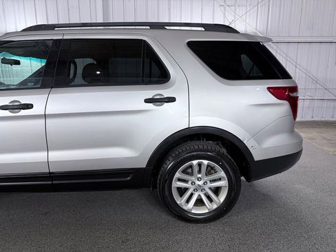 Used 2015 Ford Explorer 4WD image 11