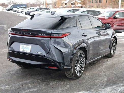 Used 2023 Lexus RZ 450e Premium image 4
