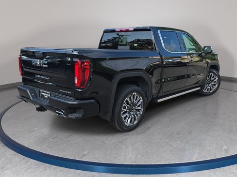 Used 2024 GMC Sierra 1500 Denali Ultimate AWD/4WD image 5