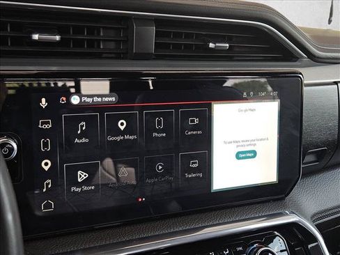 Used 2025 GMC Sierra 1500 Denali w/ Technology Package RWD image 19