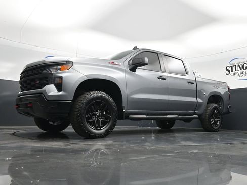 Used 2024 Chevrolet Silverado 1500 Custom Trail Boss AWD/4WD image 19