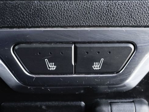 Used 2019 Chevrolet Silverado 1500 High Country w/ Technology Package image 39