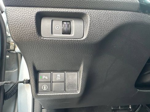 Used 2023 Honda Civic Touring image 11