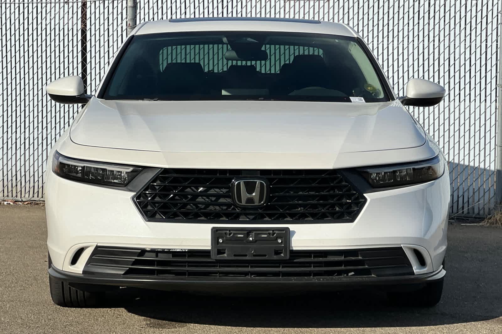 Used 2023 Honda Accord EX image 8