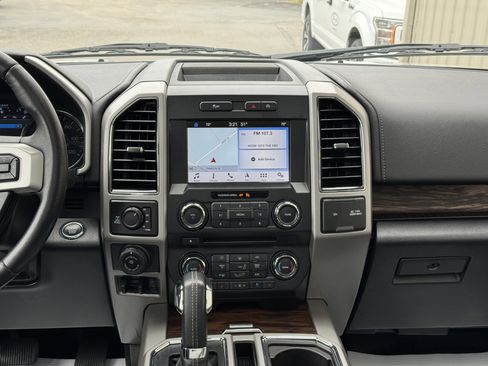 Used 2018 Ford F150 Lariat AWD/4WD image 14