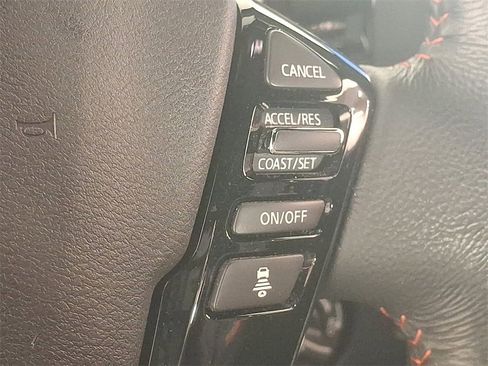 Used 2022 Nissan Frontier PRO-4X w/ Technology Package image 24