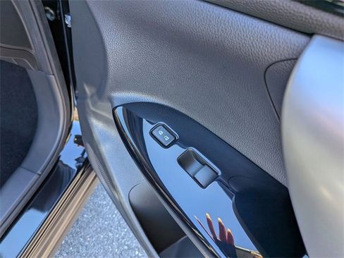 New 2026 Mitsubishi Eclipse Cross LE image 32