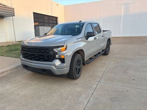 Used 2024 Chevrolet Silverado 1500 Custom w/ Turbomax Blackout Package AWD/4WD image 7