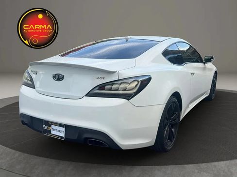 Used 2012 Hyundai Genesis 2.0T RWD image 5