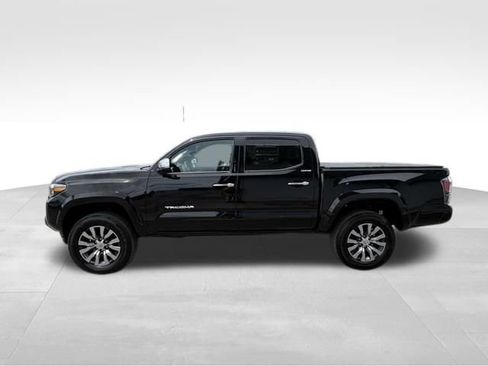 Used 2023 Toyota Tacoma Limited AWD/4WD image 12