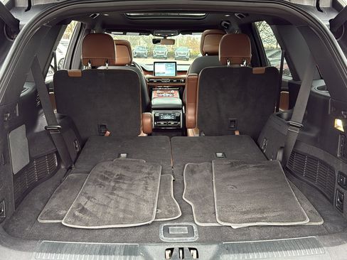 Used 2020 Lincoln Aviator Reserve w/ Equipment Group 201A image 32