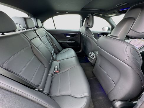 Used 2024 Mercedes-Benz C 300 Sedan image 19