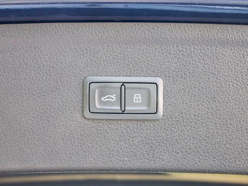 Used 2018 Audi Q5 Prestige w/ Prestige Package AWD/4WD image 25