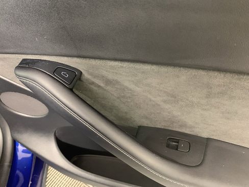 Used 2022 Tesla Model Y Performance image 40