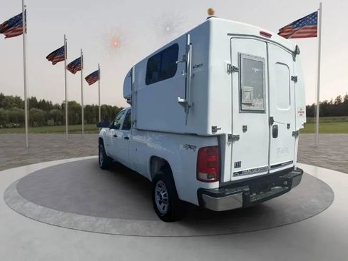 Used 2013 GMC Sierra 3500 W/T image 8