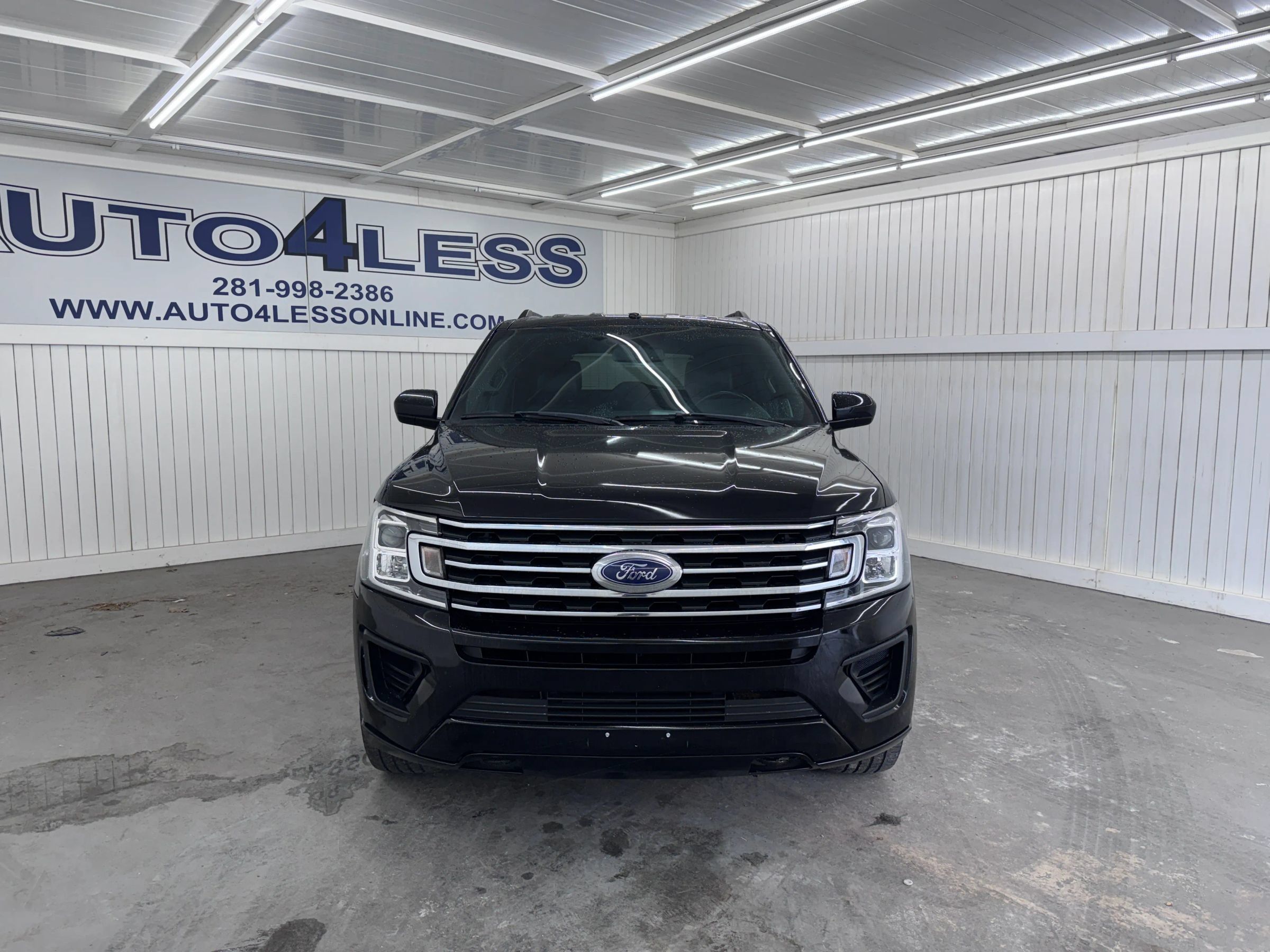 Used 2018 Ford Expedition XL AWD/4WD image 2