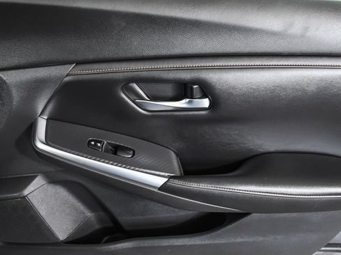 Used 2020 Nissan Sentra SR image 28