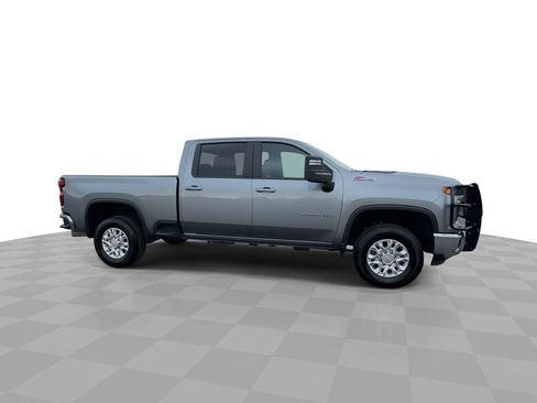 Certified 2024 Chevrolet Silverado 2500 LT image 9