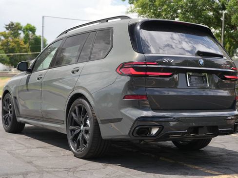 New 2027 BMW X7 xDrive40i w/ M Sport Package AWD/4WD image 3