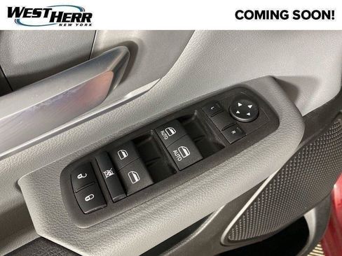 Used 2023 RAM 1500 Big Horn AWD/4WD image 33