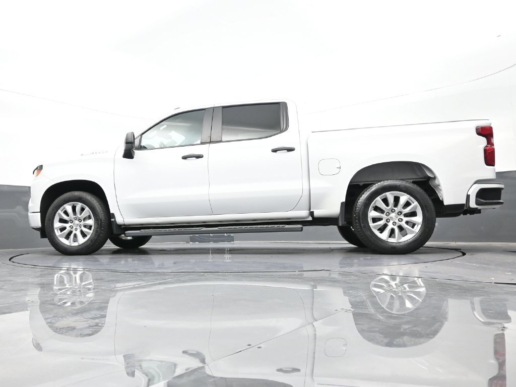 Used 2023 Chevrolet Silverado 1500 Custom RWD image 24