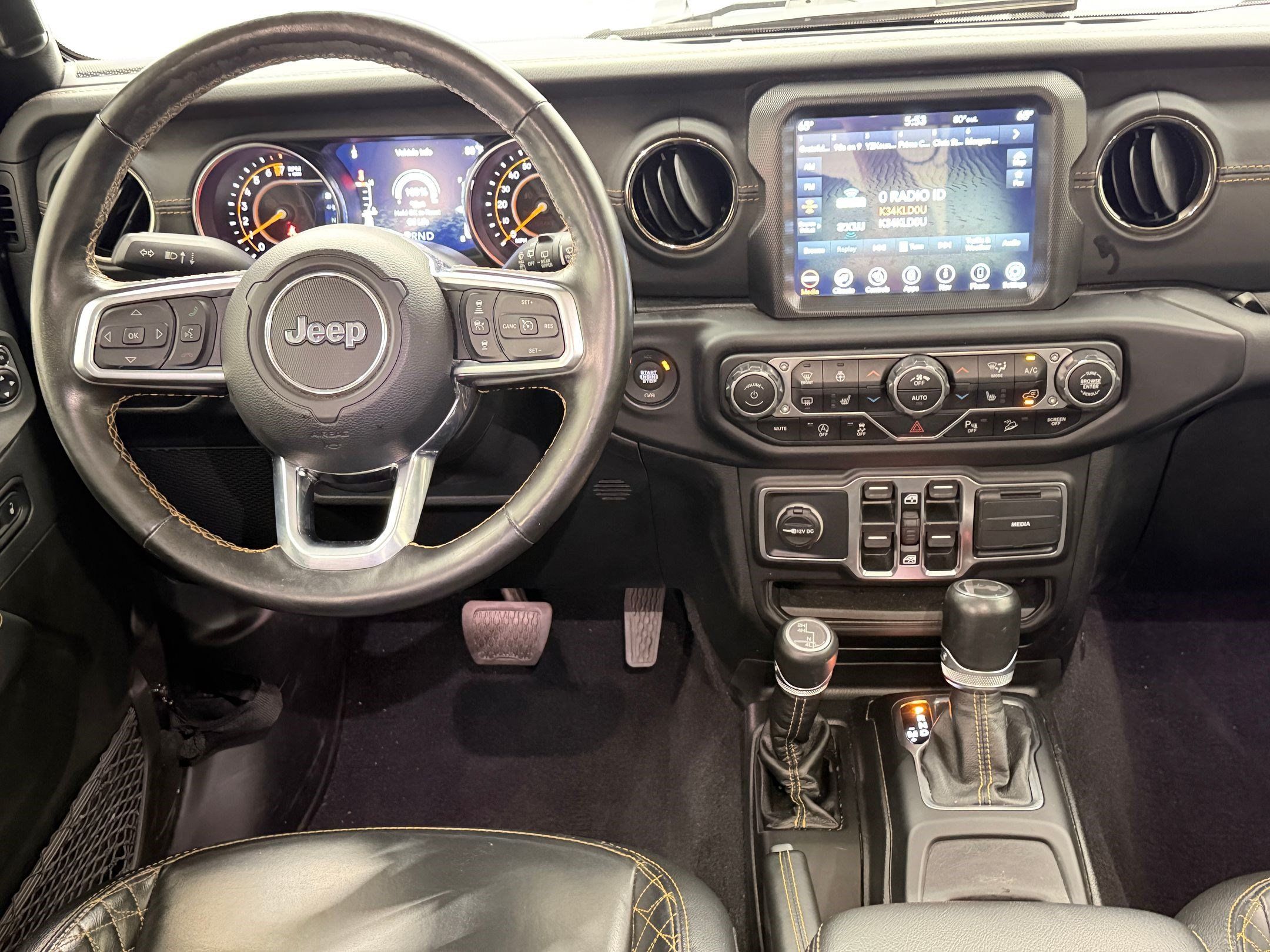 Used 2021 Jeep Wrangler Unlimited Sahara AWD/4WD image 26