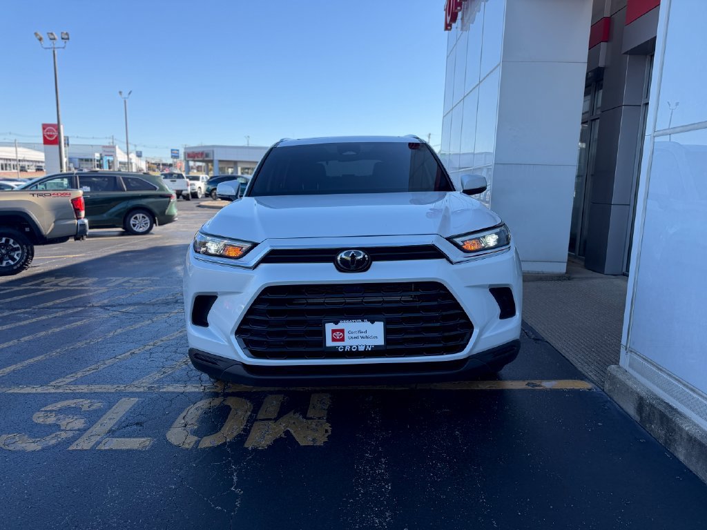Used 2025 Toyota Grand Highlander AWD Hybrid image 2