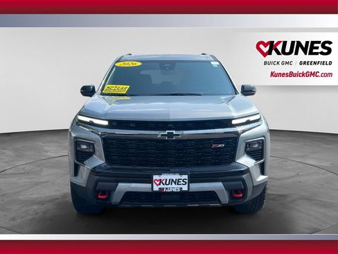 Used 2026 Chevrolet Traverse Z71 w/ Driver Confidence Package AWD/4WD image 4