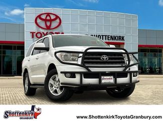 Used 2016 Toyota Sequoia SR5 w/ Premium Package AWD/4WD video 1