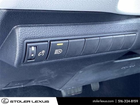 Used 2022 Toyota Corolla SE image 26
