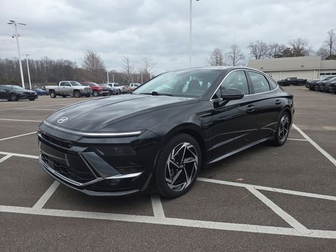 Used 2024 Hyundai Sonata SEL w/ Convenience Package image 1