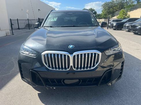 Used 2024 BMW X5 xDrive50e w/ Executive Package AWD/4WD image 3