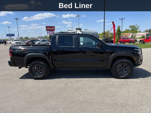 Used 2026 Nissan Frontier PRO-4X AWD/4WD image 8