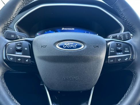 Used 2021 Ford Escape SEL w/ Technology Package AWD/4WD image 24