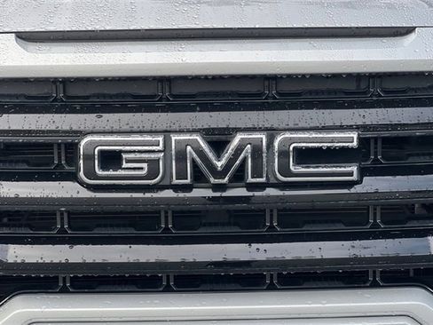 Used 2022 GMC Sierra 1500 Elevation image 37