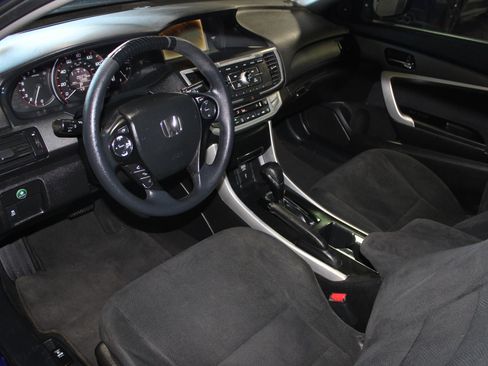 Used 2013 Honda Accord LX-S image 7