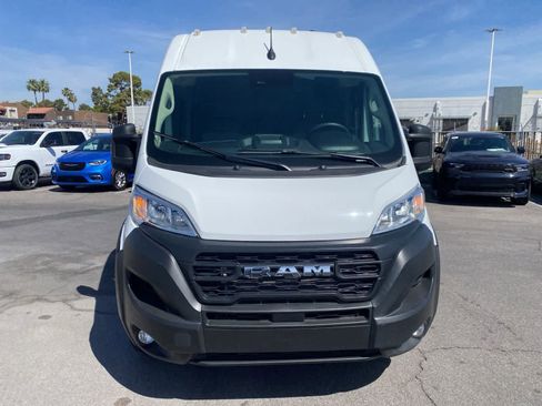 Used 2025 RAM ProMaster 2500 w/ Convenience Group FWD image 2