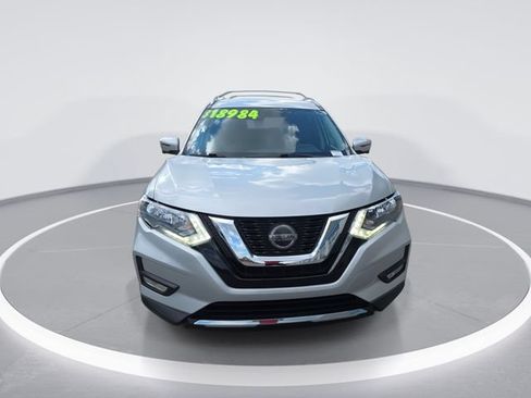 Used 2020 Nissan Rogue SL FWD image 3