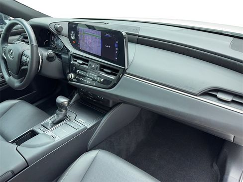 Used 2022 Lexus ES 350 w/ Premium Package image 43