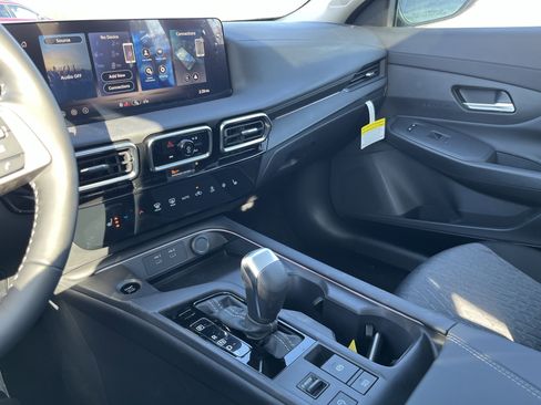 New 2026 Nissan Sentra SV w/ SV Convenience Package image 26