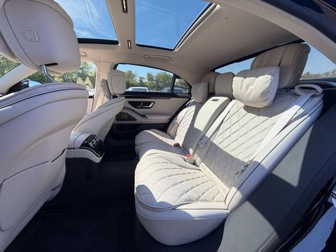 Used 2023 Mercedes-Benz S 580 4MATIC Sedan image 26