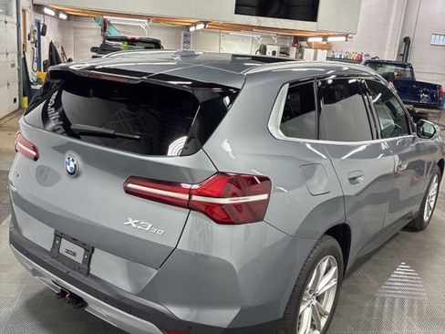 Used 2025 BMW X3 xDrive30i w/ Premium Package AWD/4WD image 10