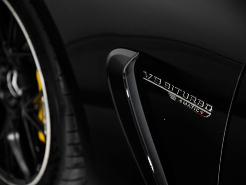 Used 2025 Mercedes-Benz AMG GT 63 image 11