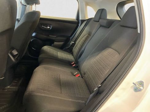 Used 2023 Honda HR-V LX image 14